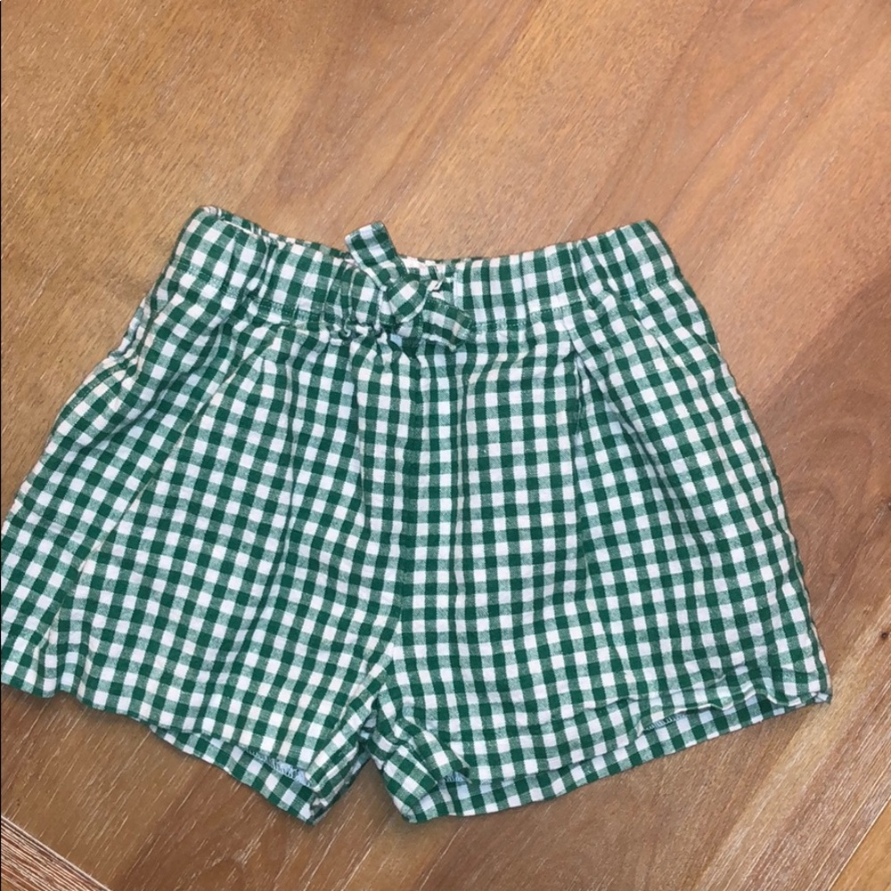 Crewcuts green and white gingham shorts 💚💚💚